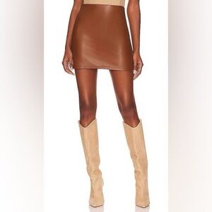 Good American brown faux leather mini skirt Size 4 #fauxleather #miniskirt